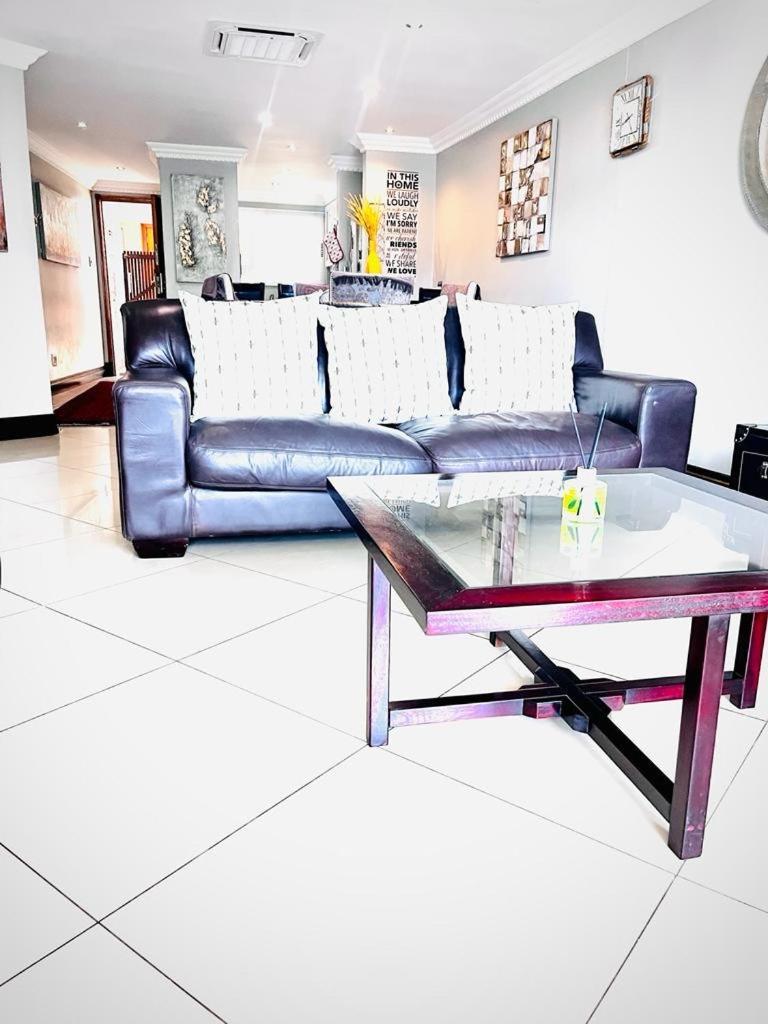 The Sails Penthouse With Private Rooftop Pool Ντούρμπαν Εξωτερικό φωτογραφία